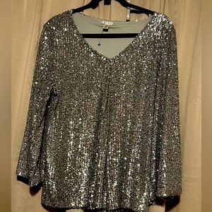 Beautiful top, formal dinner